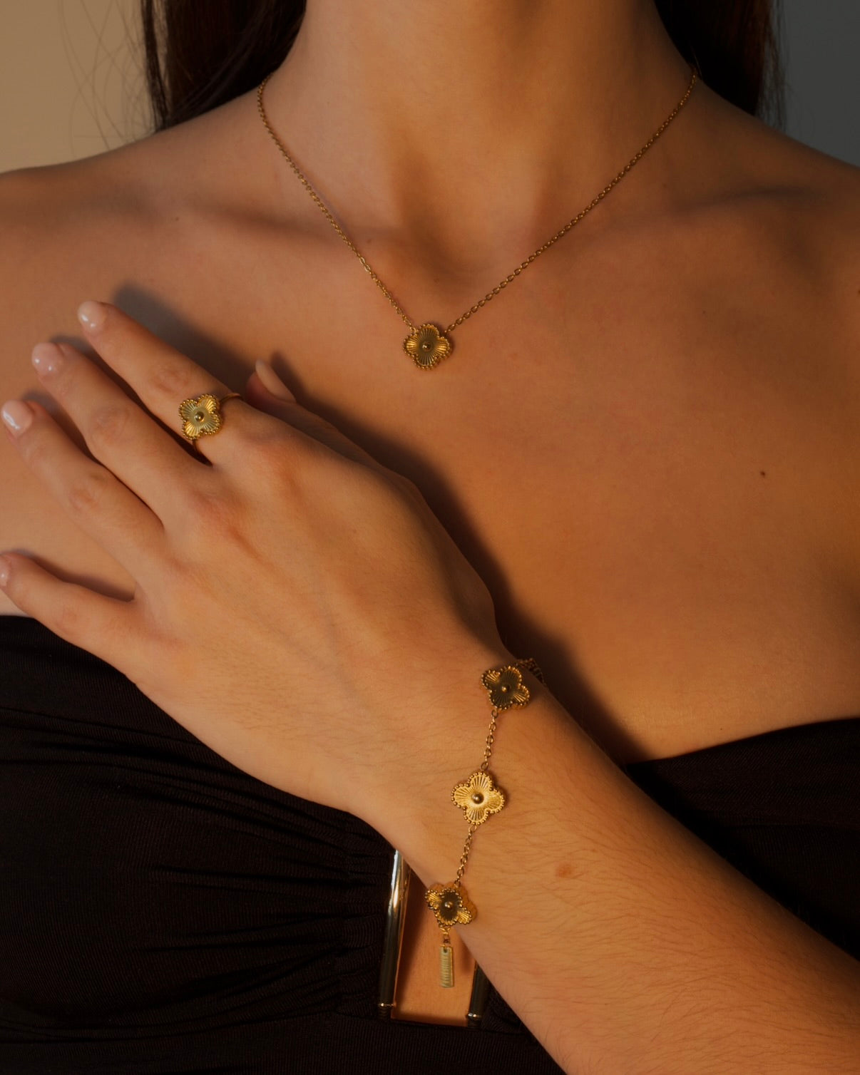 ALMA GOLD BRACELET