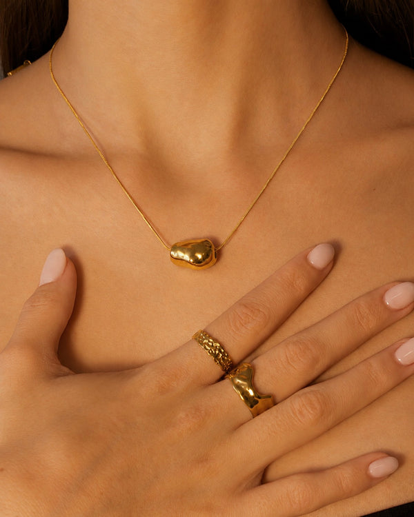STONE NECKLACE